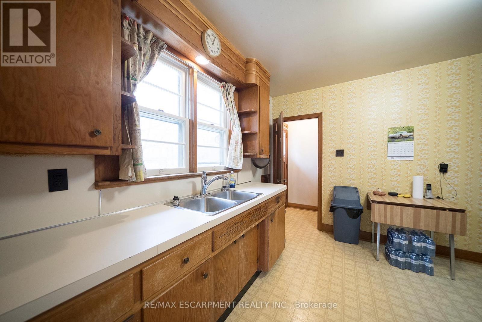 4 Lynnwood Drive, Brantford, Ontario  N3S 6S1 - Photo 10 - X12962962