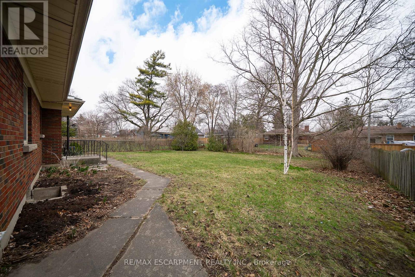 4 Lynnwood Drive, Brantford, Ontario  N3S 6S1 - Photo 25 - X12962962