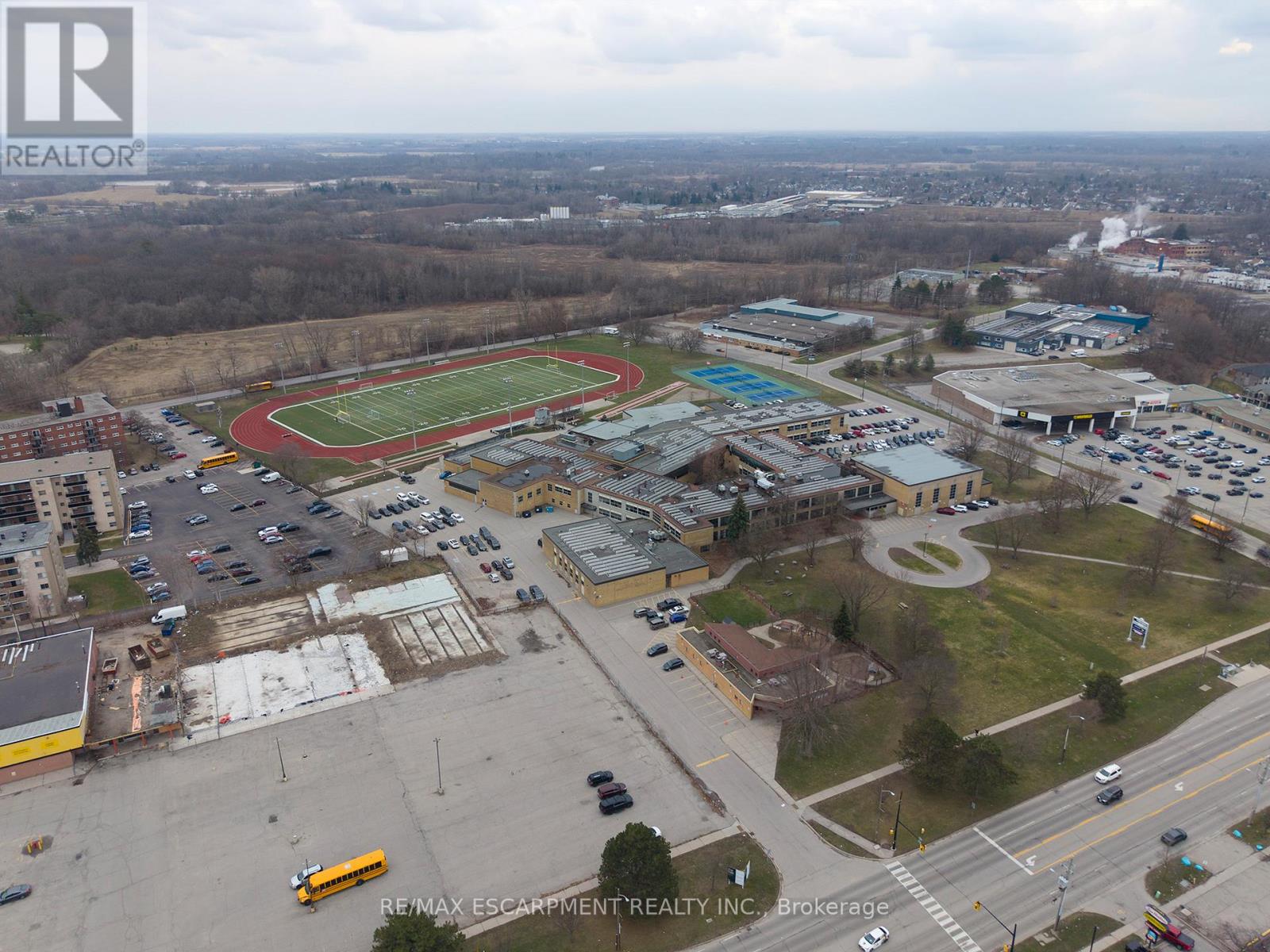 4 Lynnwood Drive, Brantford, Ontario  N3S 6S1 - Photo 30 - X12962962