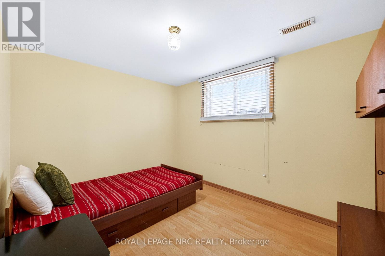 11 Pinard Street, Hamilton, Ontario  L8K 6G8 - Photo 25 - X12963110