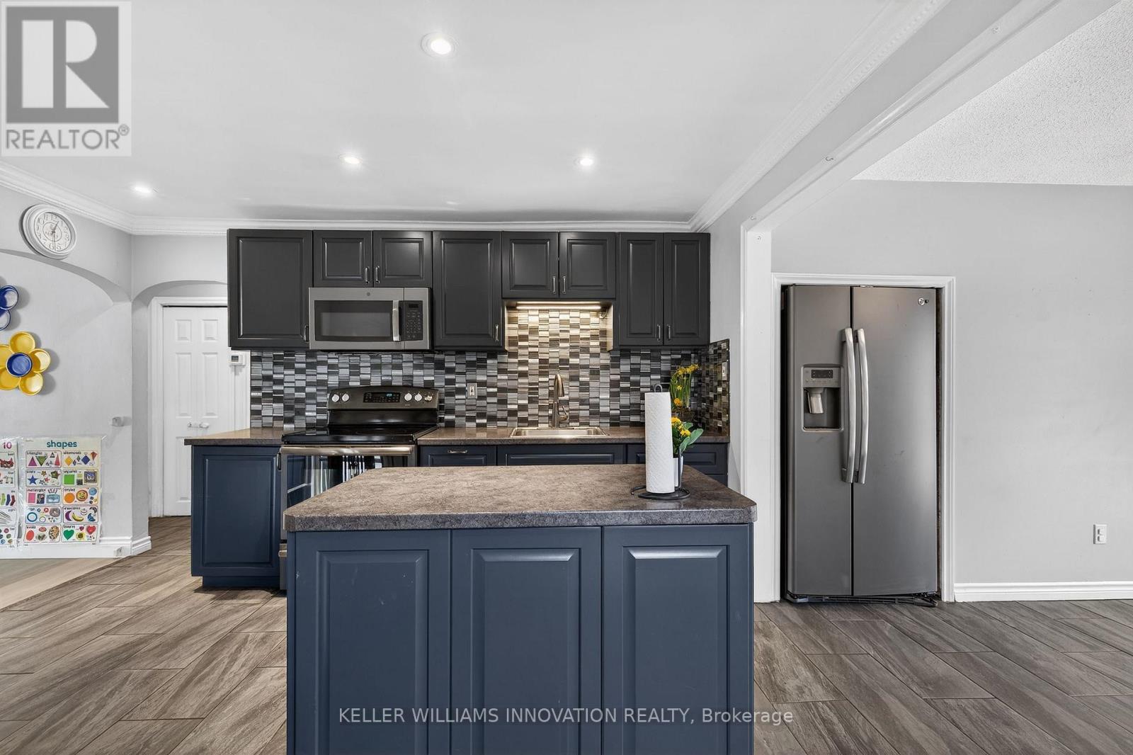 73 Avondale Street, Brantford, Ontario  N3S 4M1 - Photo 14 - X12963140