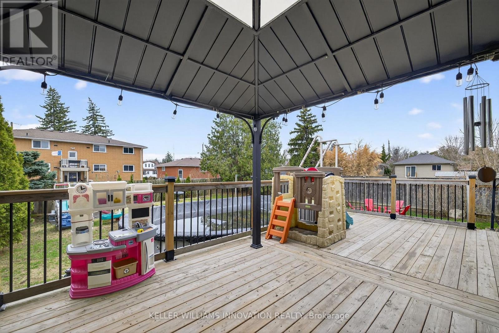 73 Avondale Street, Brantford, Ontario  N3S 4M1 - Photo 35 - X12963140