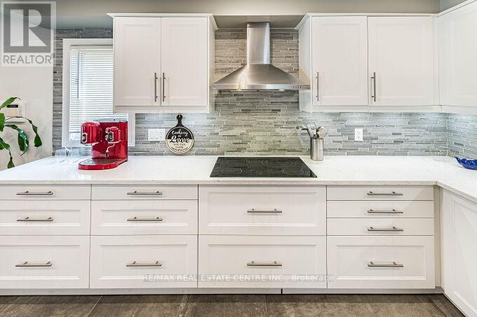 33 Strathroy Crescent, Hamilton, Ontario  L8B 0K9 - Photo 24 - X12928120