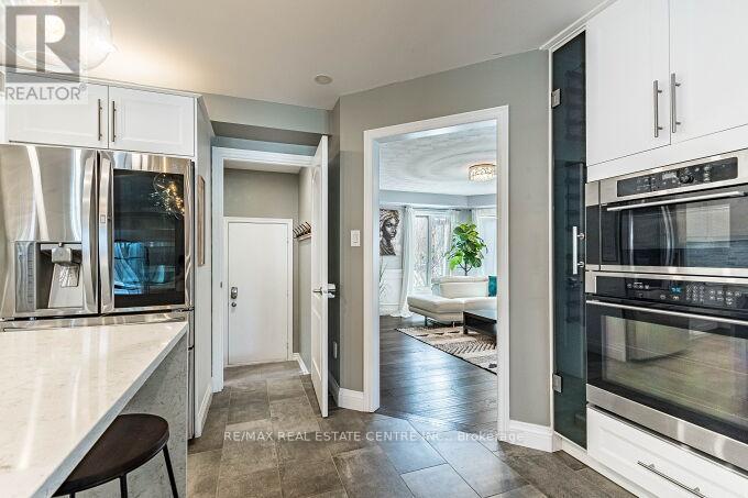 33 Strathroy Crescent, Hamilton, Ontario  L8B 0K9 - Photo 26 - X12928120