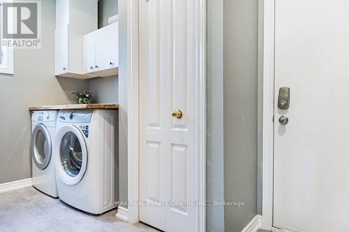 33 Strathroy Crescent, Hamilton, Ontario  L8B 0K9 - Photo 43 - X12928120