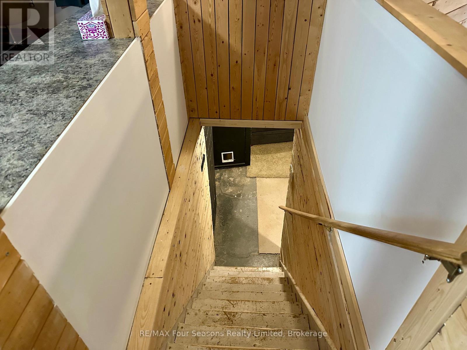 196 Melrose Avenue, Wasaga Beach, Ontario  L9Z 2T1 - Photo 18 - S12956794