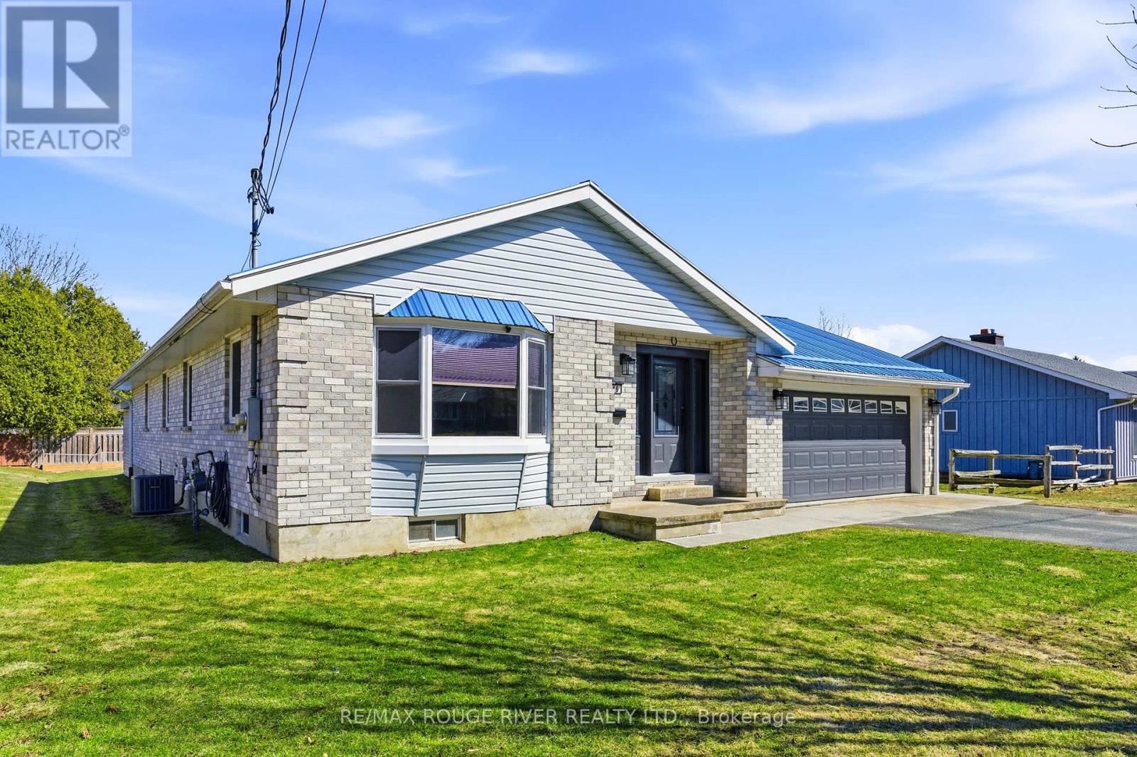 846 Ontario Street, Cobourg, Ontario  K9A 3C5 - Photo 2 - X12961790