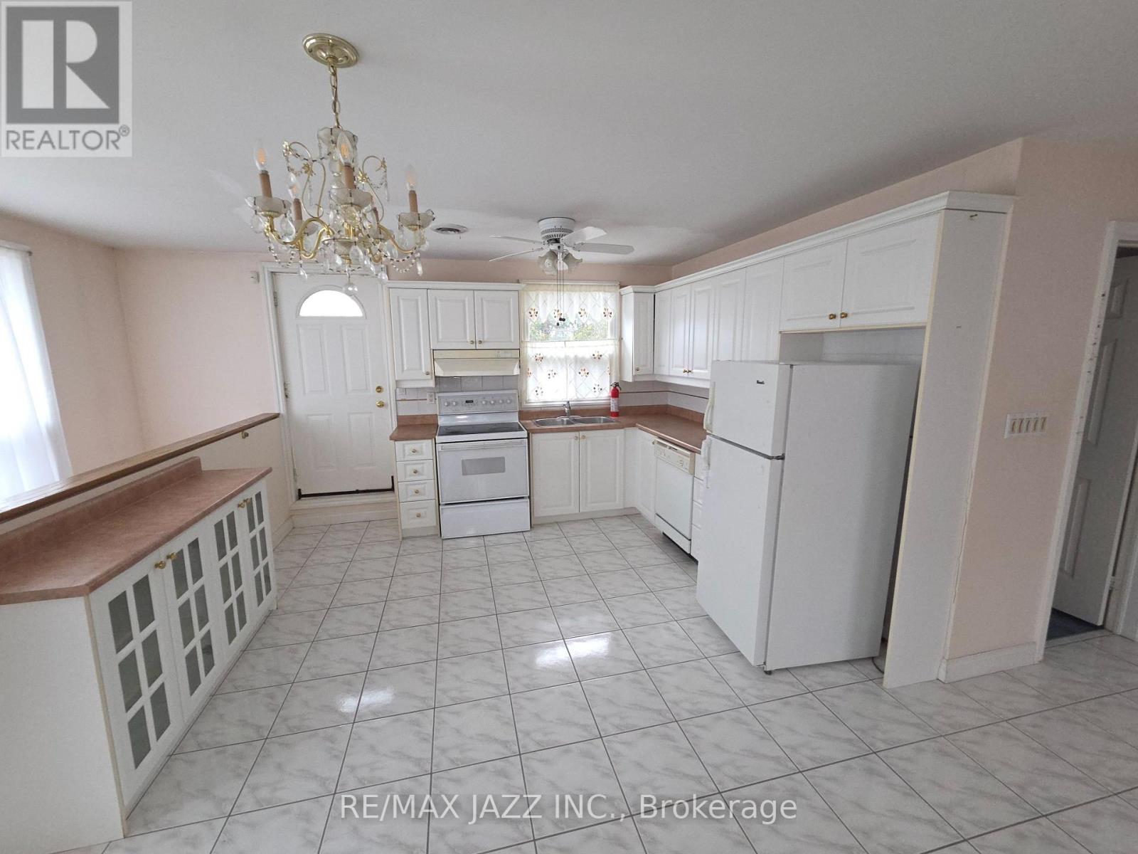 132 Victoria Street N, Port Hope, Ontario  L1A 3M8 - Photo 7 - X12961874