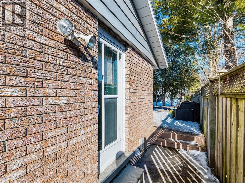 16 Alderwood Crescent, Cambridge, Ontario  N1S 3T1 - Photo 42 - 40817691