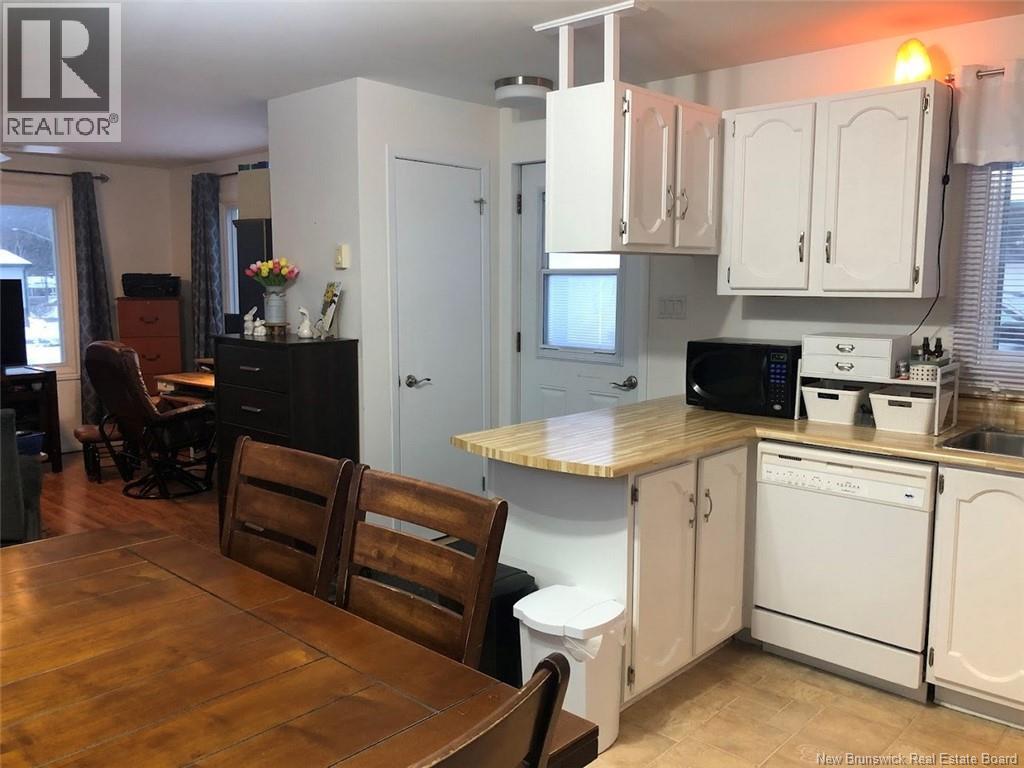 26 Le Paradis Street, Saint-Jacques, New Brunswick  E7B 1T7 - Photo 2 - NB136453