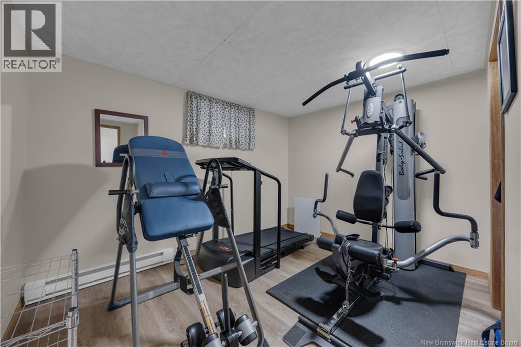 909 Grandview Avenue, Saint John, New Brunswick  E2J 4C6 - Photo 25 - NB135690