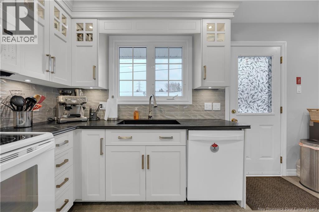 909 Grandview Avenue, Saint John, New Brunswick  E2J 4C6 - Photo 8 - NB135690