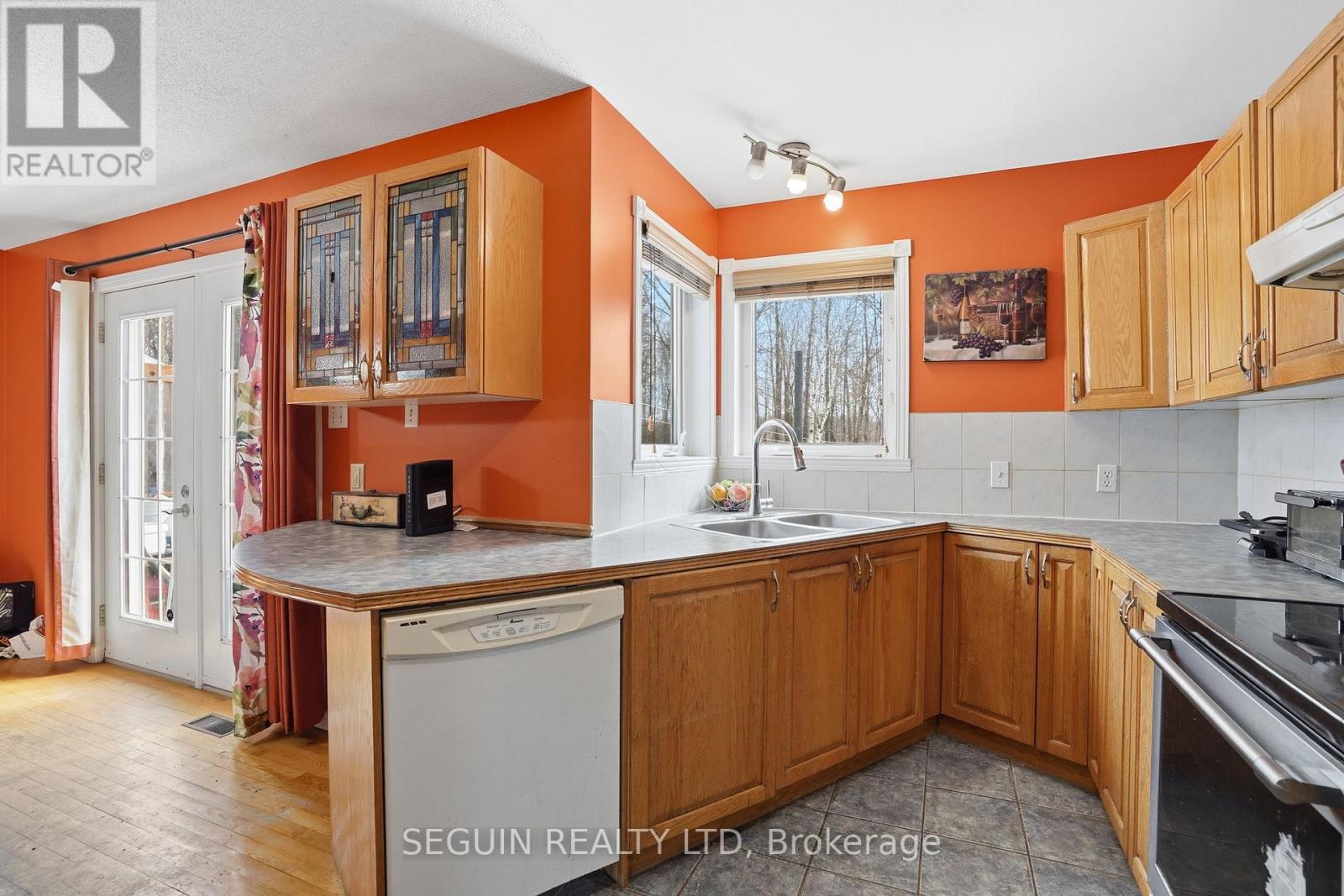 650 Berthiaume Street, Hawkesbury, Ontario  K6A 3M1 - Photo 23 - X12963196