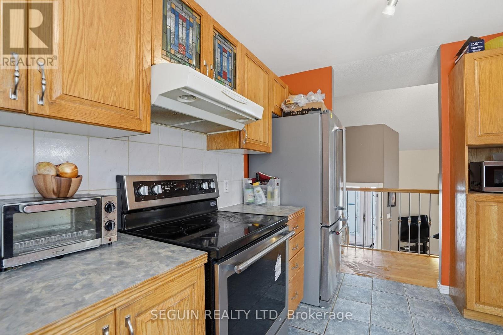 650 Berthiaume Street, Hawkesbury, Ontario  K6A 3M1 - Photo 25 - X12963196