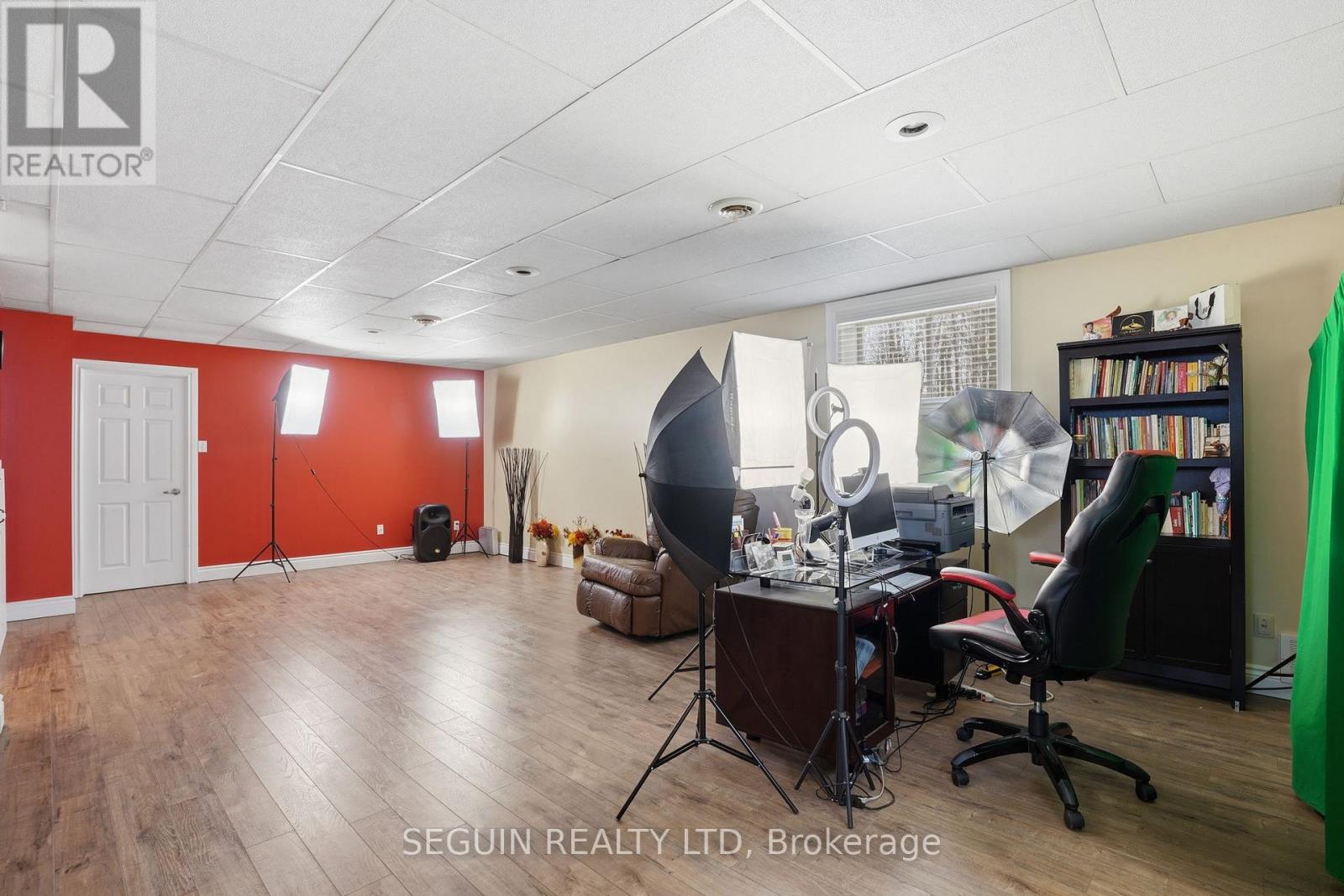 650 Berthiaume Street, Hawkesbury, Ontario  K6A 3M1 - Photo 35 - X12963196