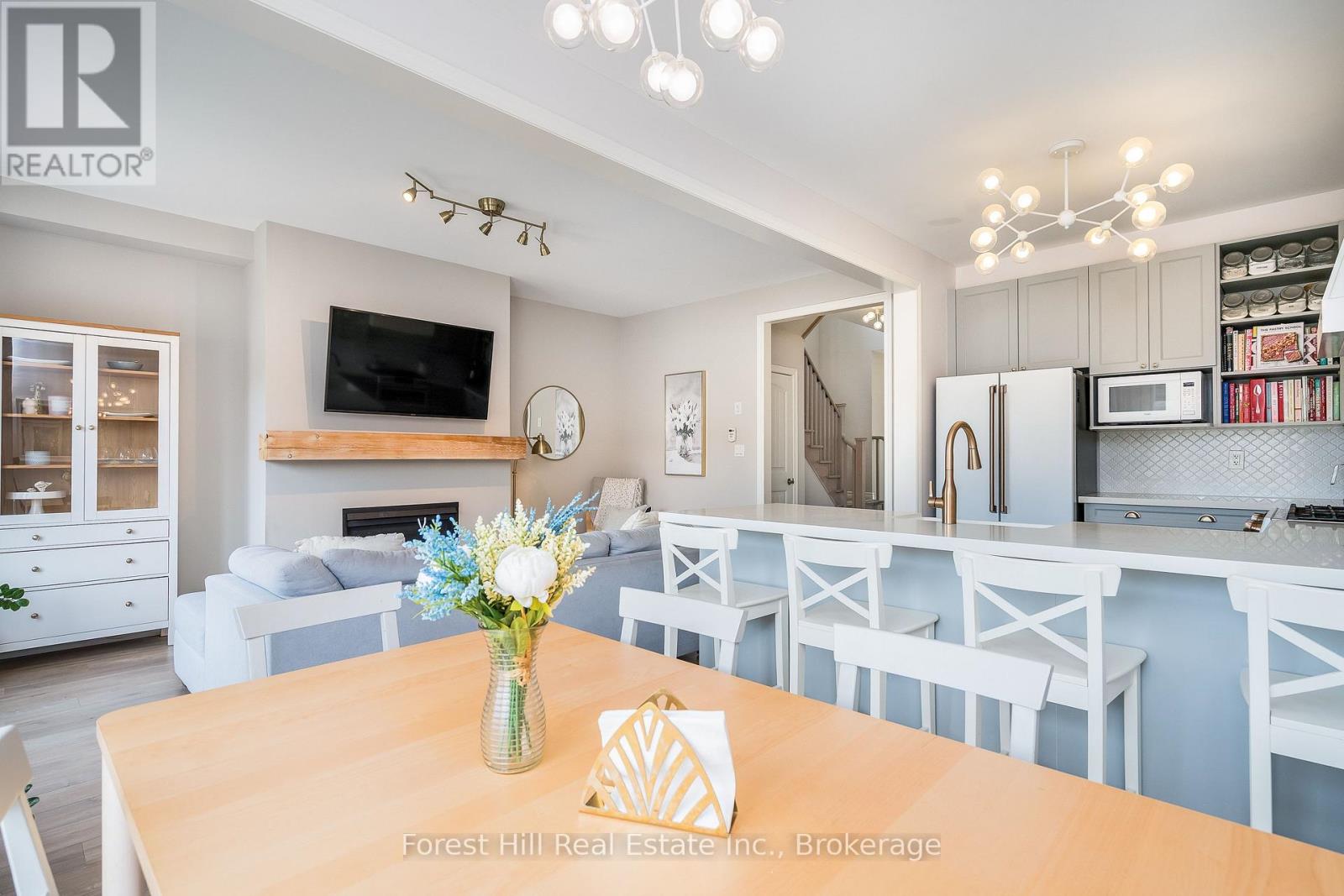 222 Springfield Crescent, Clearview (Stayner), Ontario  L0M 1S0 - Photo 12 - S12963156