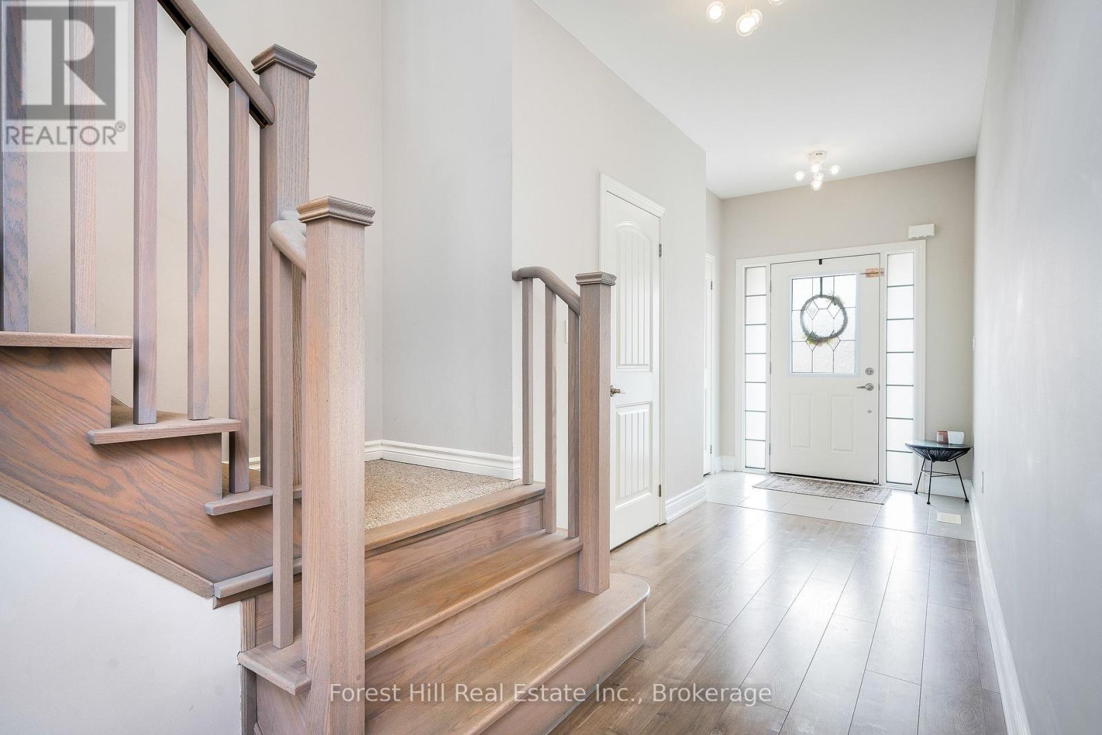 222 Springfield Crescent, Clearview (Stayner), Ontario  L0M 1S0 - Photo 4 - S12963156