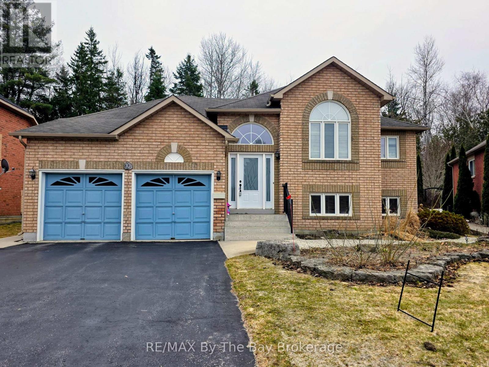 10 CHERRY SANDS CRESCENT, Wasaga Beach, Ontario