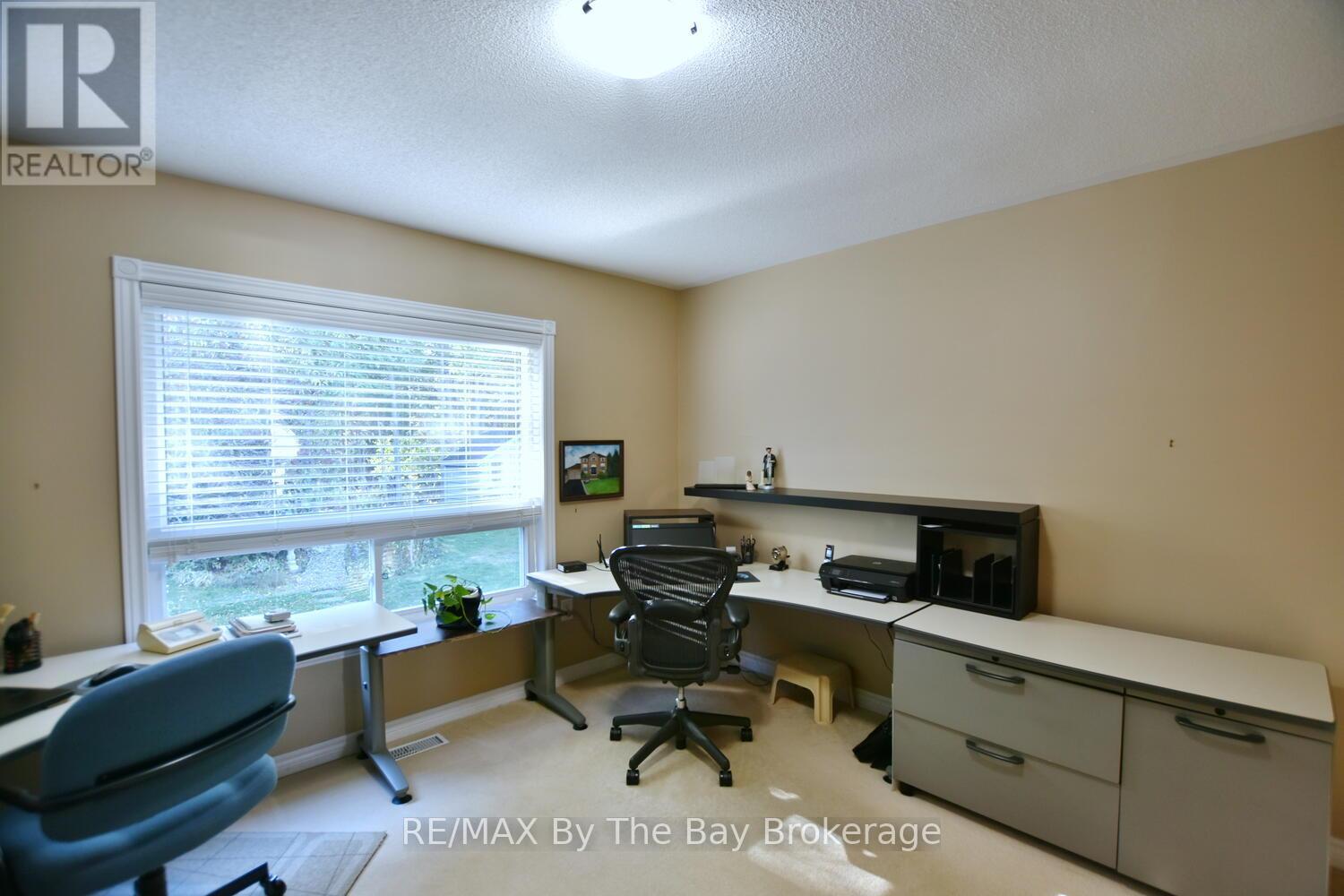 10 Cherry Sands Crescent, Wasaga Beach, Ontario  L9Z 1P5 - Photo 22 - S12963312