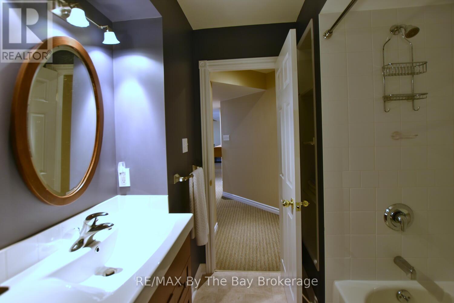 10 Cherry Sands Crescent, Wasaga Beach, Ontario  L9Z 1P5 - Photo 32 - S12963312