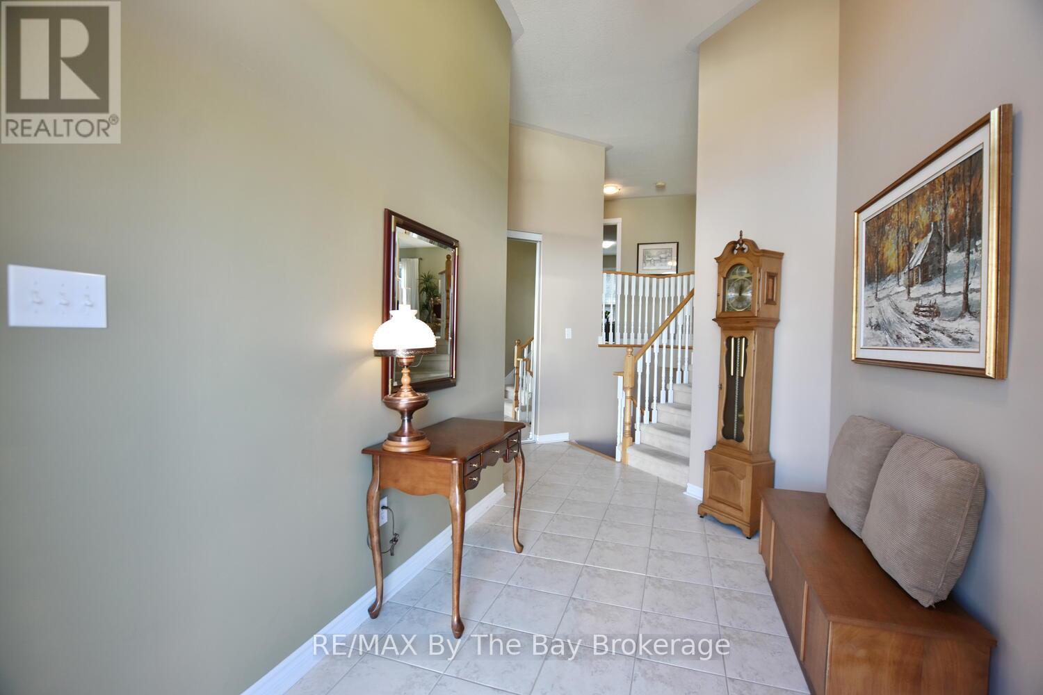 10 Cherry Sands Crescent, Wasaga Beach, Ontario  L9Z 1P5 - Photo 7 - S12963312