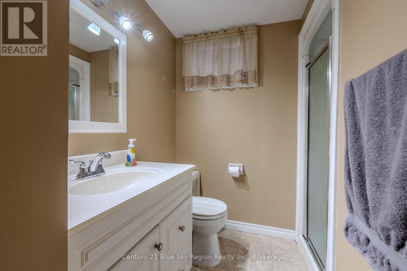 195 Macbeth Crescent, North Bay, Ontario  P1B 7X7 - Photo 28 - X12963394