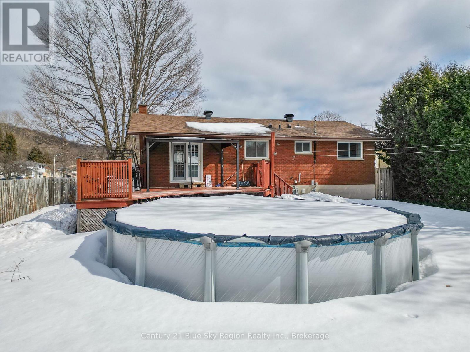 195 Macbeth Crescent, North Bay, Ontario  P1B 7X7 - Photo 34 - X12963394