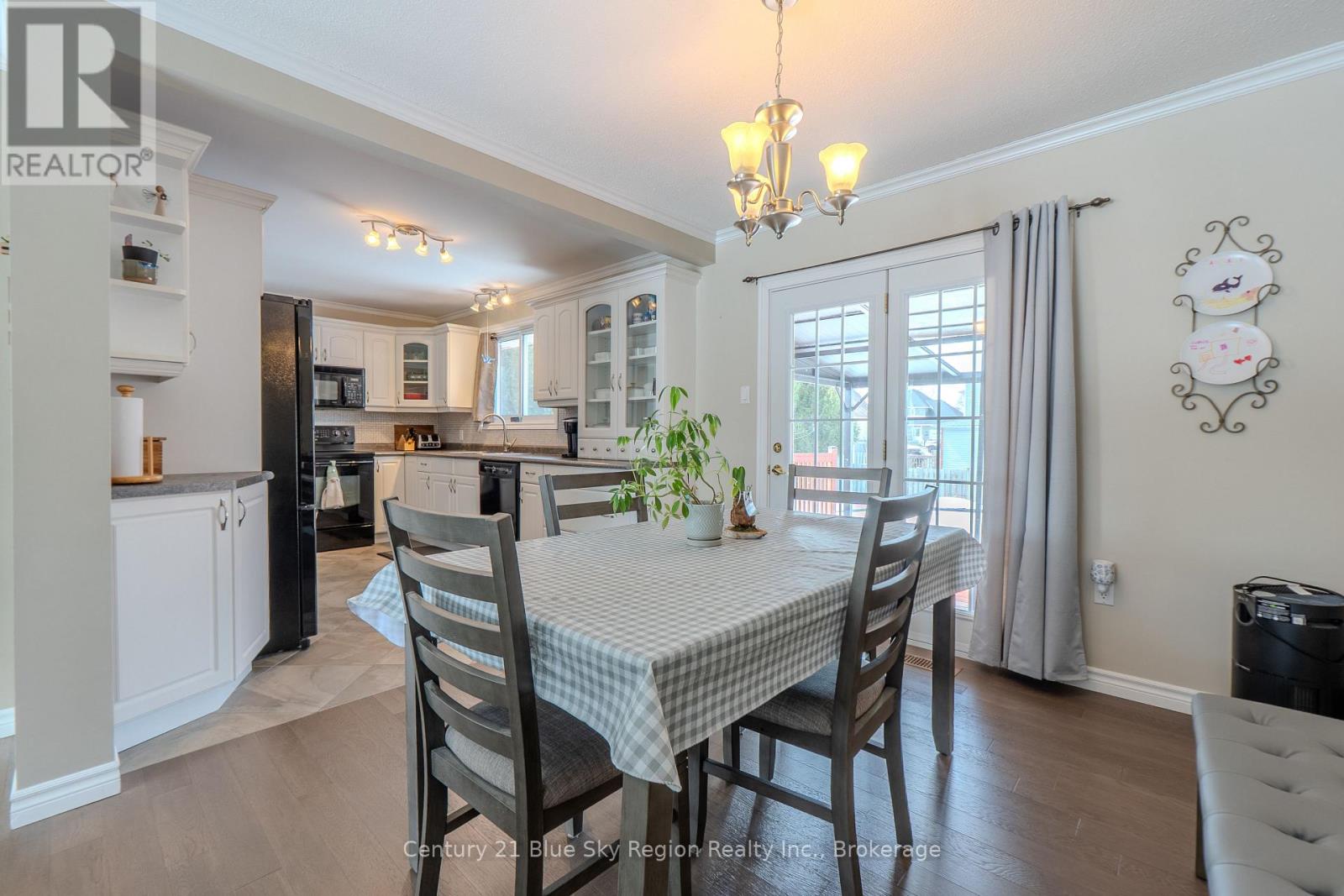 195 Macbeth Crescent, North Bay, Ontario  P1B 7X7 - Photo 7 - X12963394