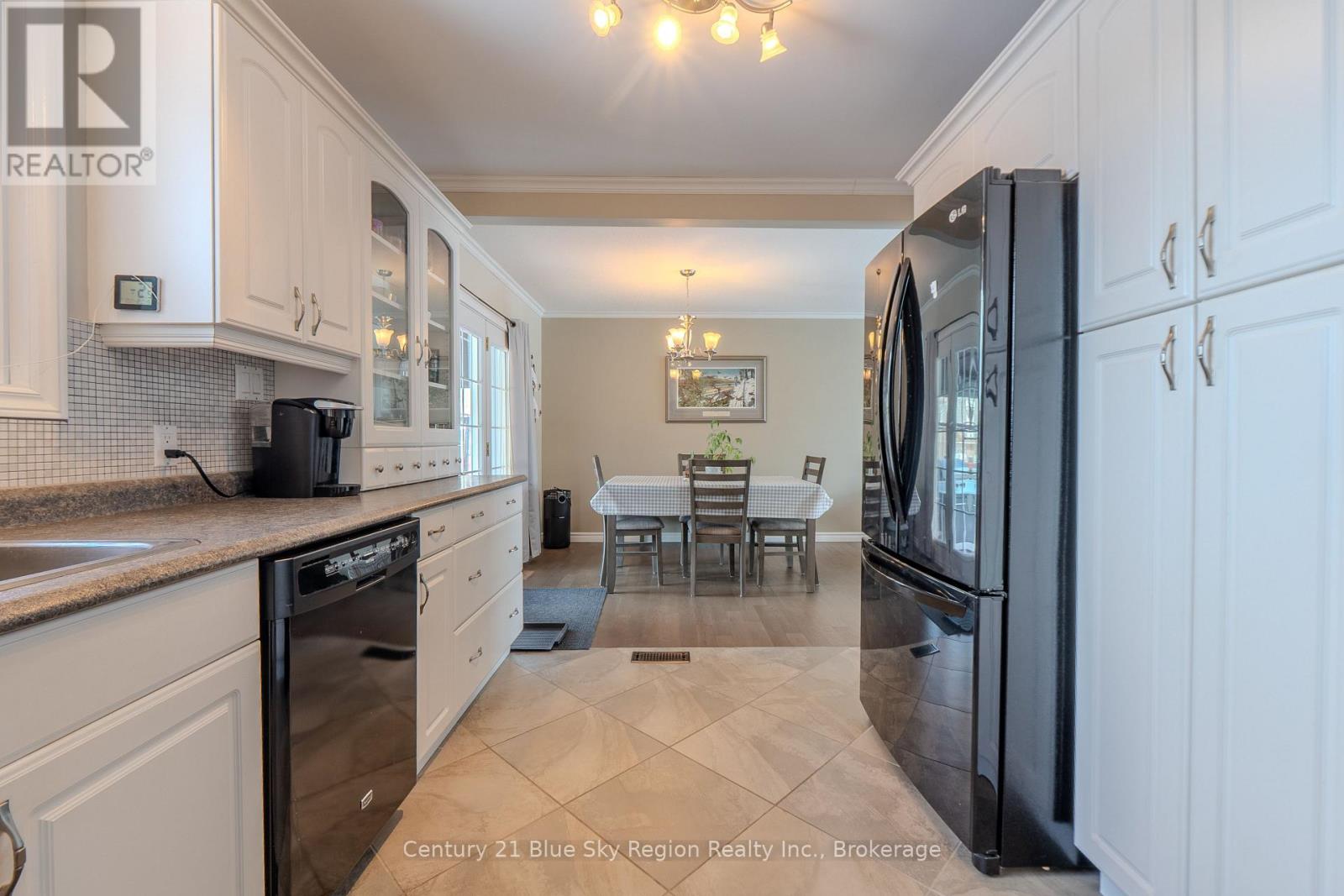 195 Macbeth Crescent, North Bay, Ontario  P1B 7X7 - Photo 9 - X12963394