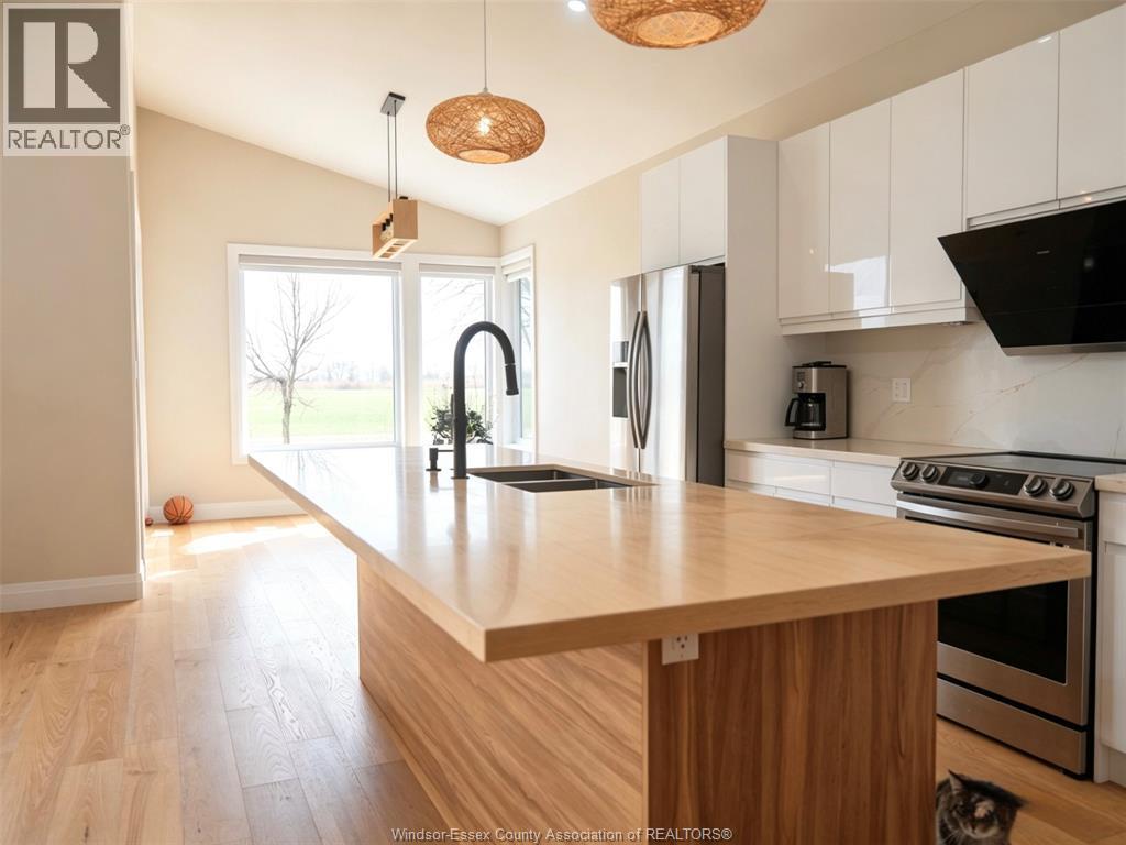 28 Belleview Drive, Cottam, Ontario  N0R 1B0 - Photo 6 - 26007165