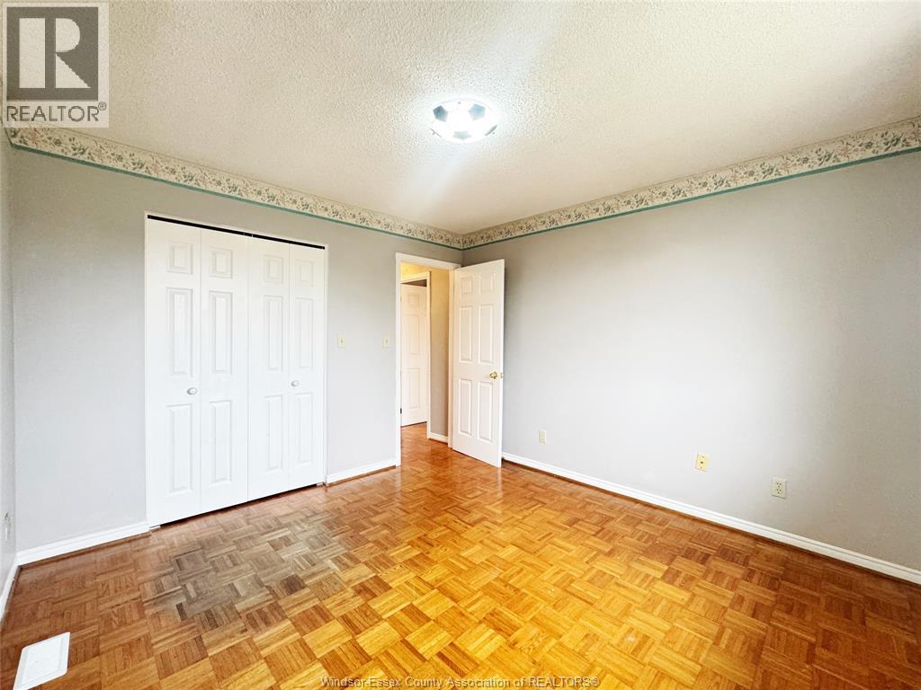 3034 Fazio Drive, Windsor, Ontario  N9E 4G1 - Photo 16 - 26007060
