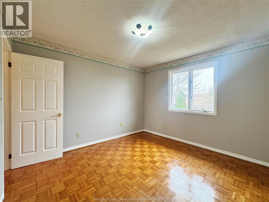 3034 Fazio Drive, Windsor, Ontario  N9E 4G1 - Photo 17 - 26007060