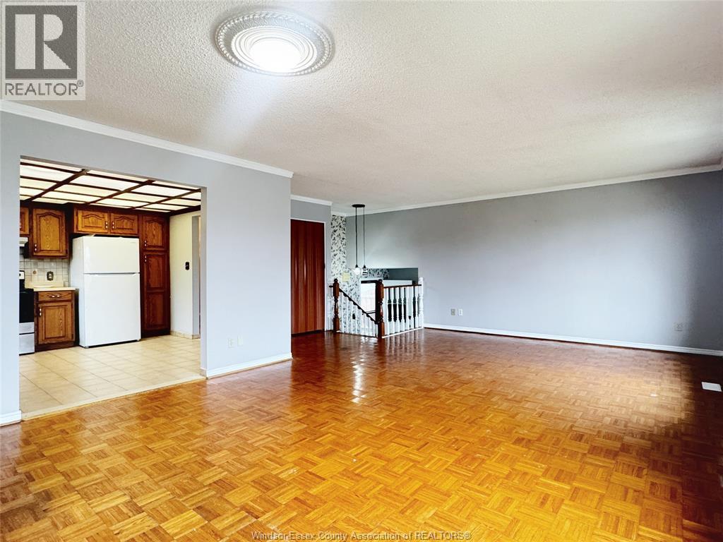 3034 Fazio Drive, Windsor, Ontario  N9E 4G1 - Photo 4 - 26007060