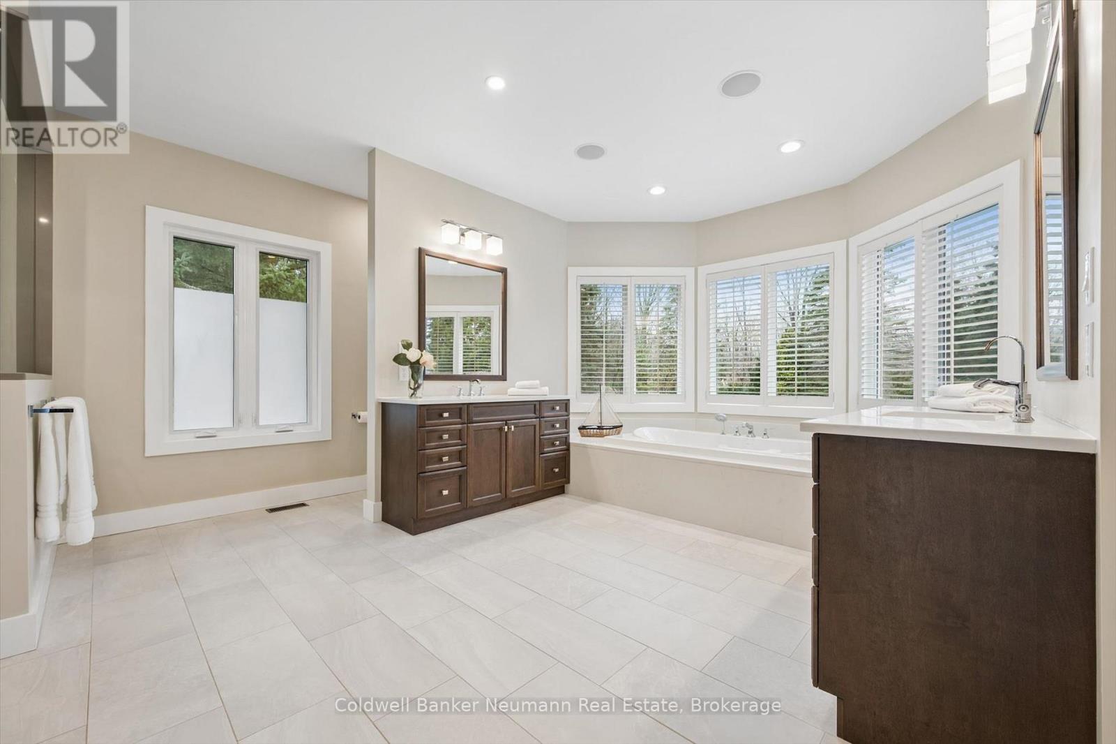 10 Deer View Ridge, Puslinch, Ontario  N1H 6H9 - Photo 33 - X12963184