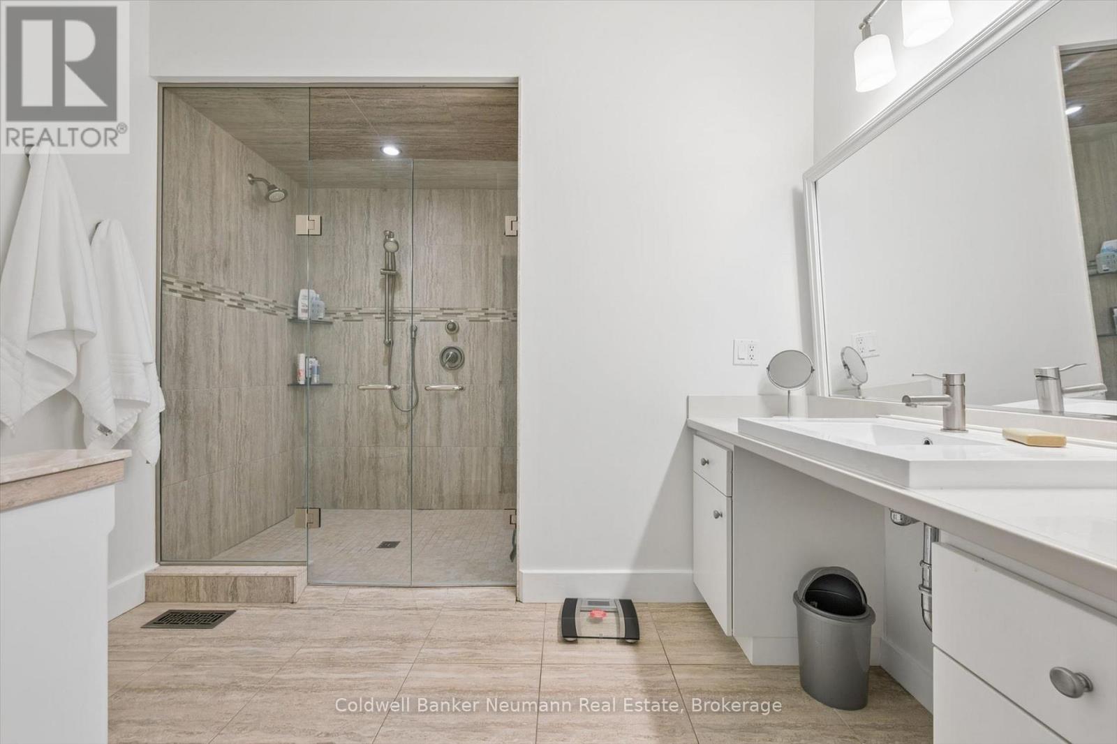 10 Deer View Ridge, Puslinch, Ontario  N1H 6H9 - Photo 43 - X12963184