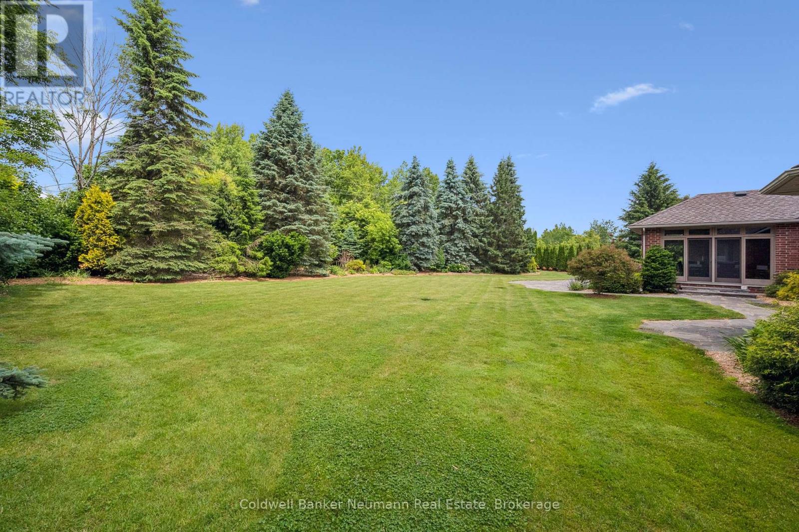 10 Deer View Ridge, Puslinch, Ontario  N1H 6H9 - Photo 6 - X12963184