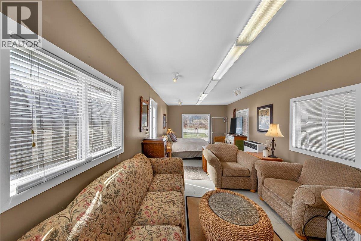 1474 93 95 Highway, Windermere, British Columbia  V0B 2L1 - Photo 38 - 10382216