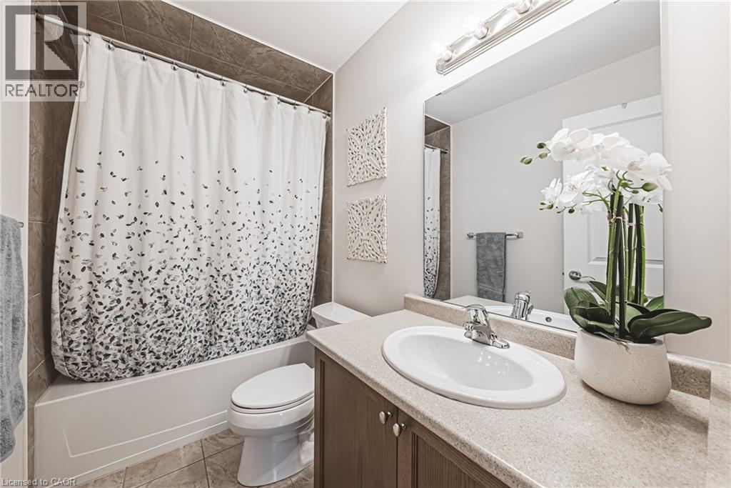 2220 Queensway Drive Unit# 4, Burlington, Ontario  L7R 0E7 - Photo 21 - 40817741