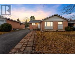 35 HOLLAND CRESCENT, Kingston, Ontario