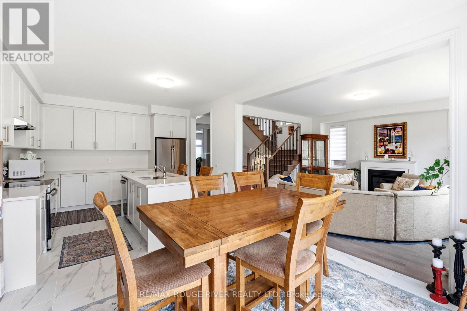 1017 Trailsview Avenue, Cobourg, Ontario K9A 4J6 - Photo 13 - X12963190