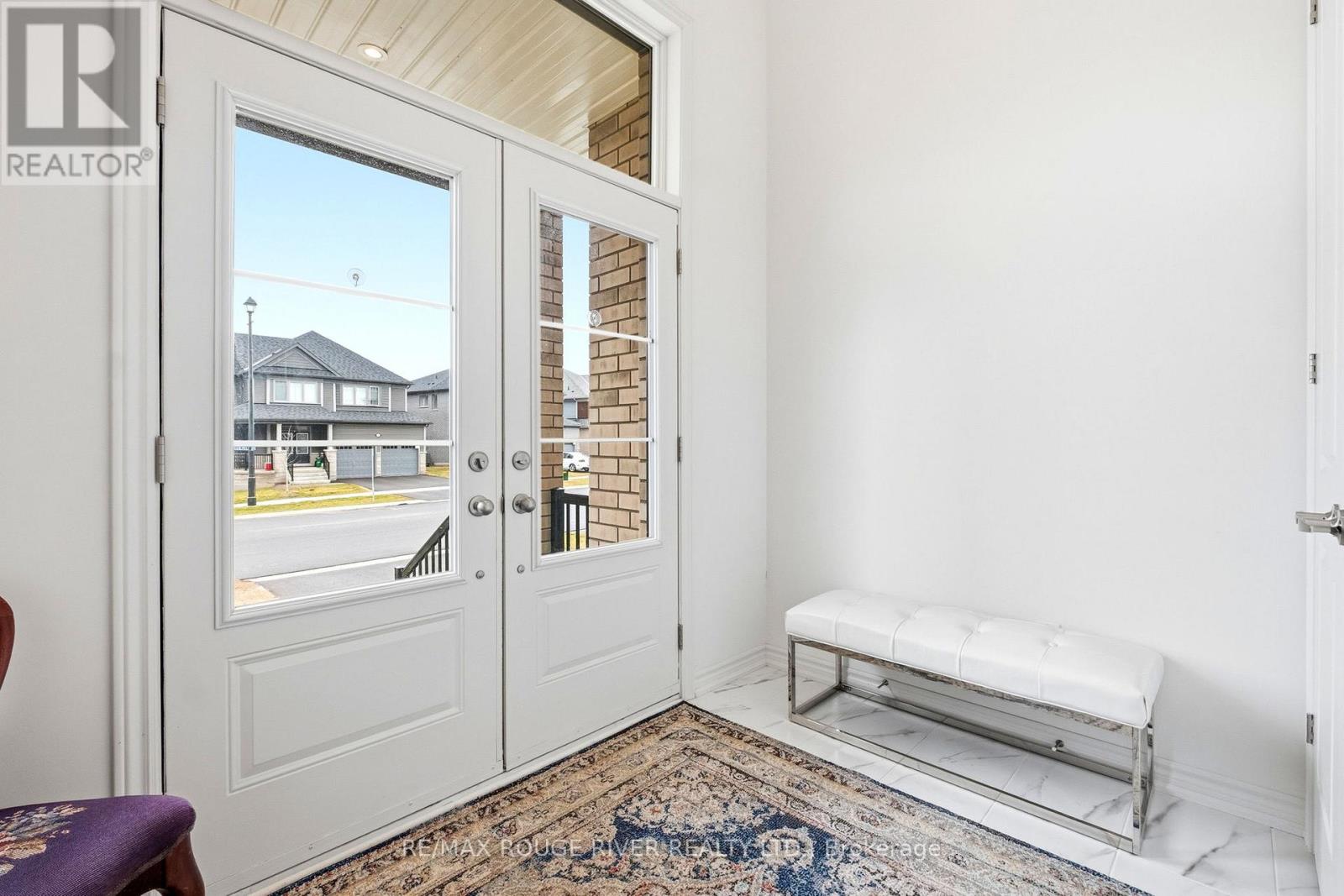 1017 Trailsview Avenue, Cobourg, Ontario K9A 4J6 - Photo 3 - X12963190