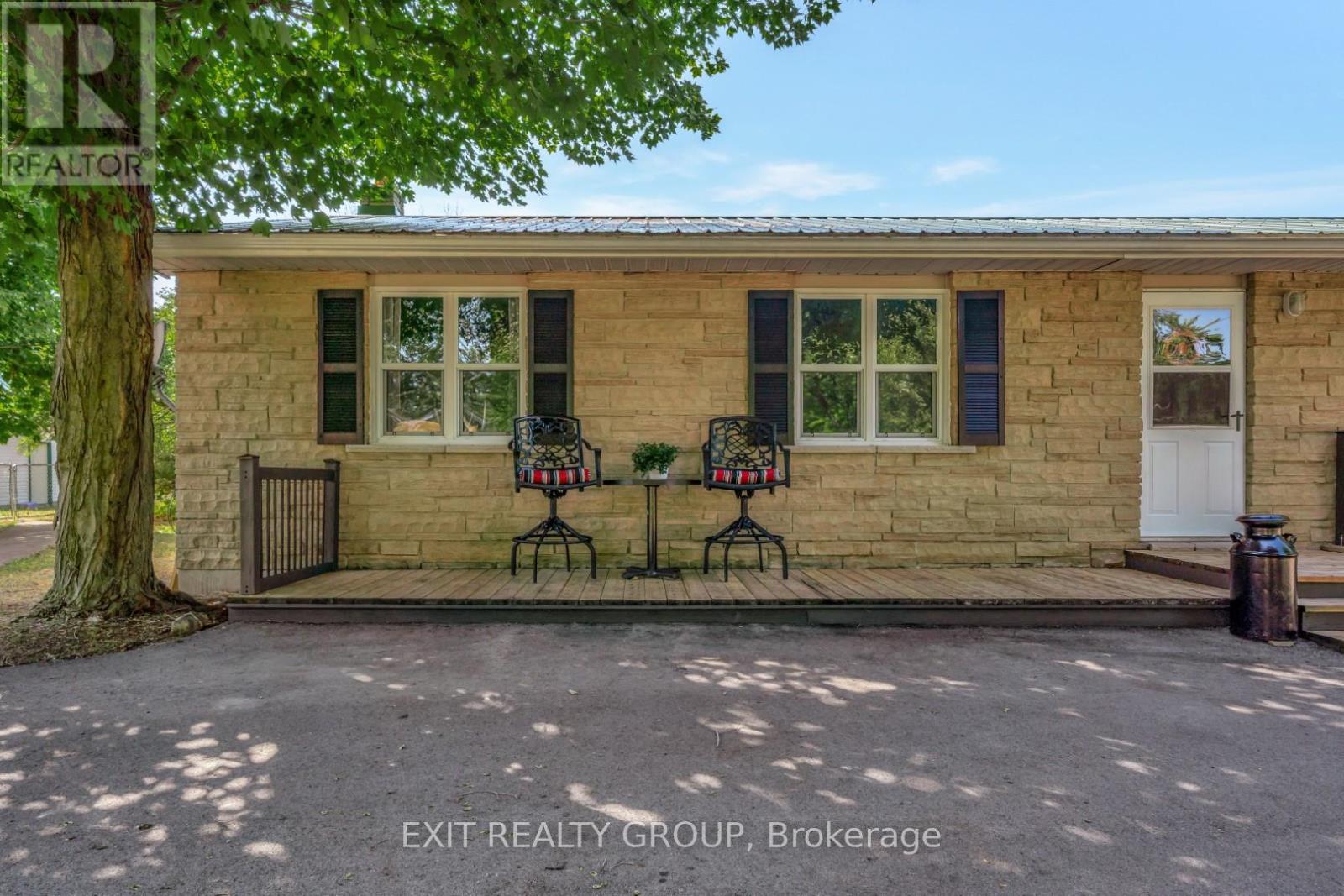 1476 County Rd 12, Prince Edward County, Ontario K0K 2T0 - Photo 3 - X12963286