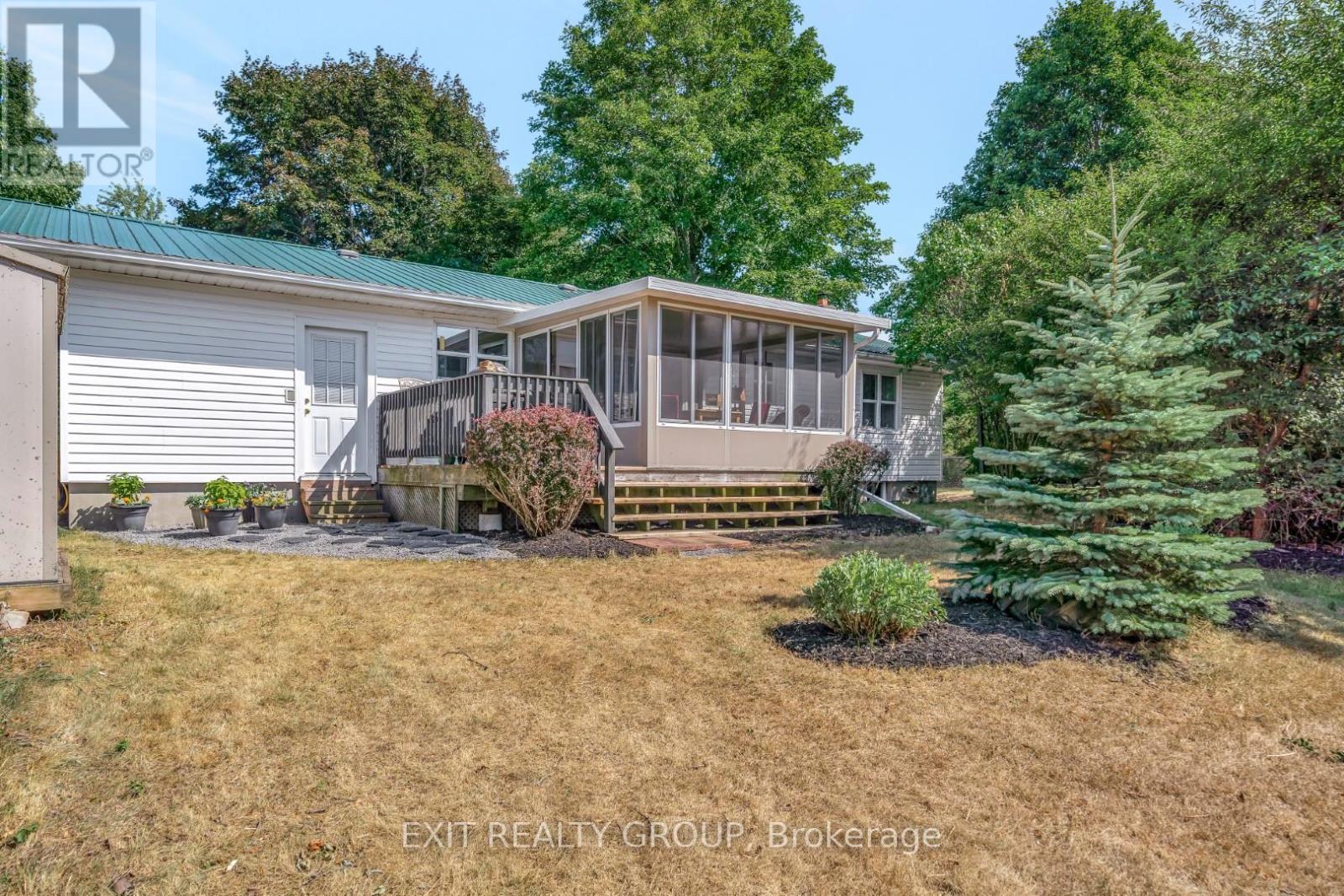 1476 County Rd 12, Prince Edward County, Ontario K0K 2T0 - Photo 38 - X12963286