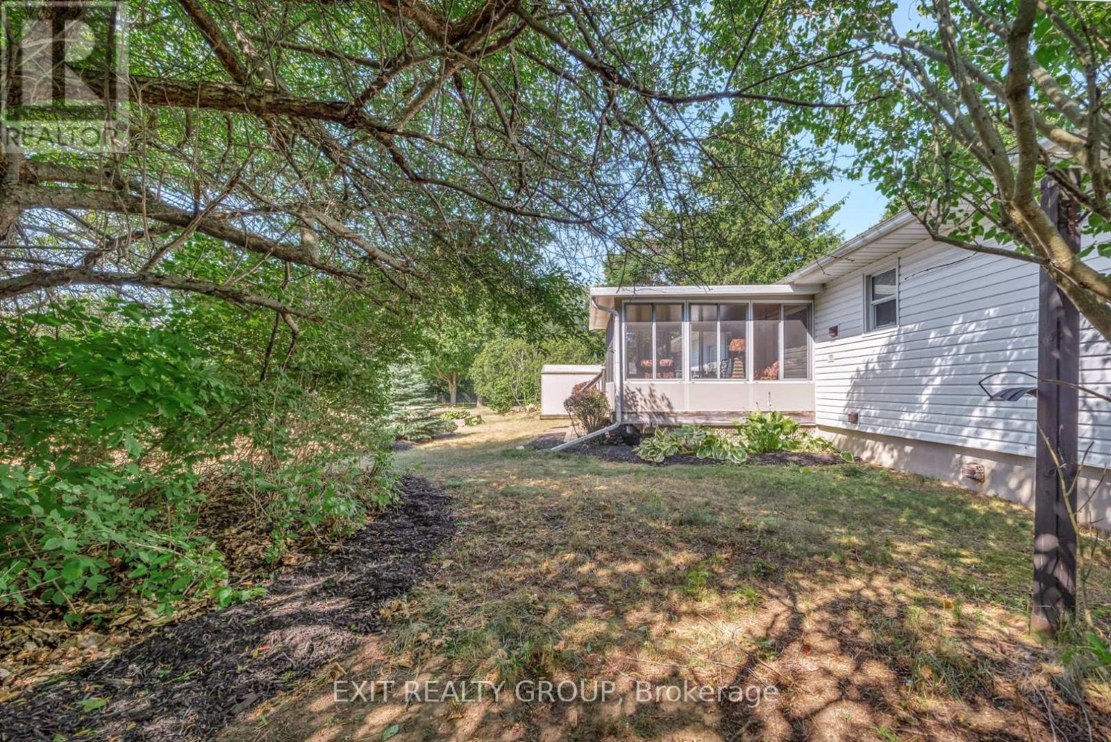 1476 County Rd 12, Prince Edward County, Ontario K0K 2T0 - Photo 39 - X12963286
