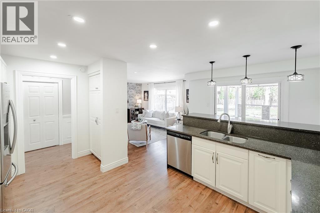 1229 Freeman Street, Burlington, Ontario  L7S 2J7 - Photo 11 - 40798467