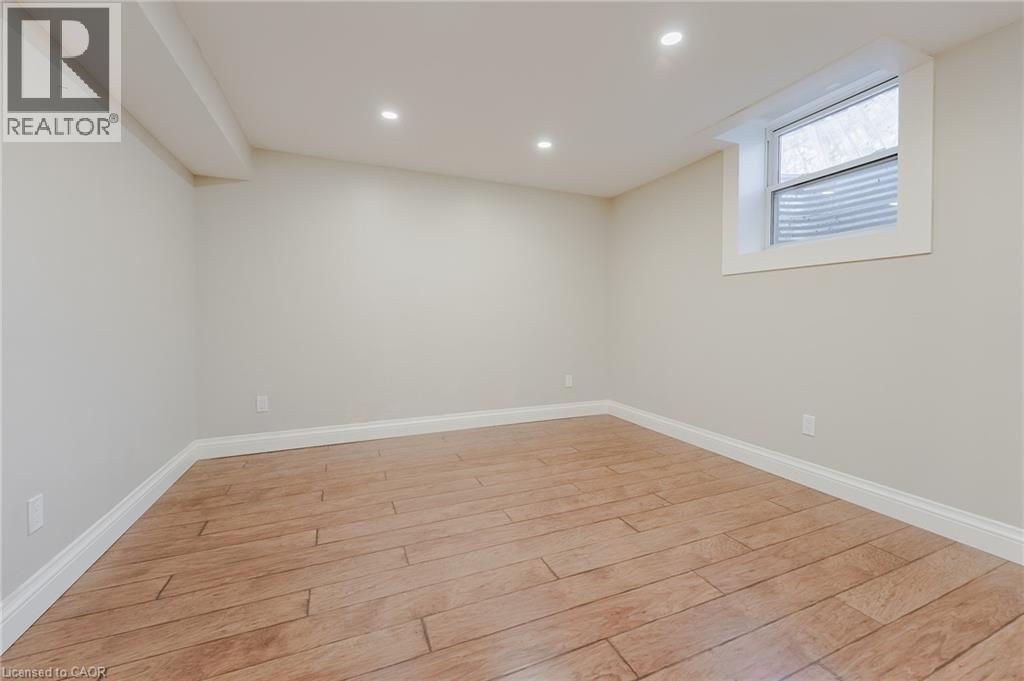 1229 Freeman Street, Burlington, Ontario  L7S 2J7 - Photo 32 - 40798467