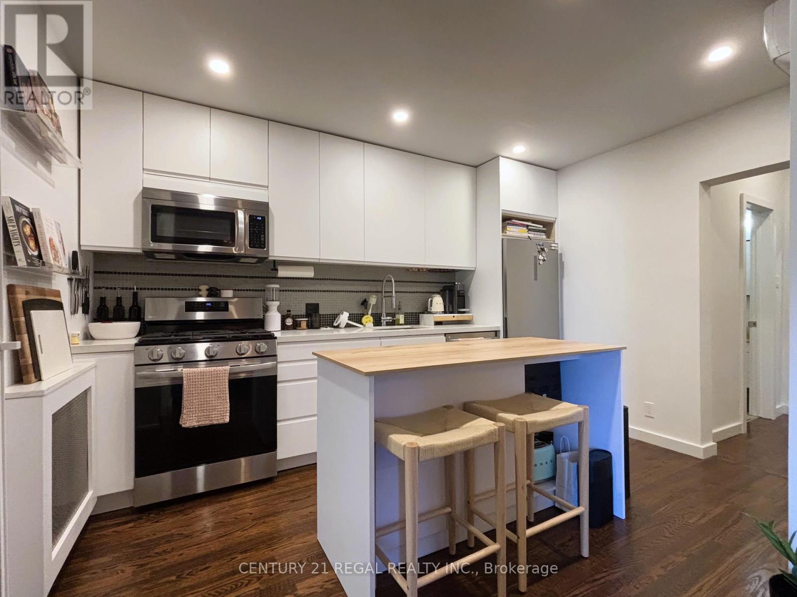 2 - 89 GLADSTONE AVENUE, Toronto, Ontario