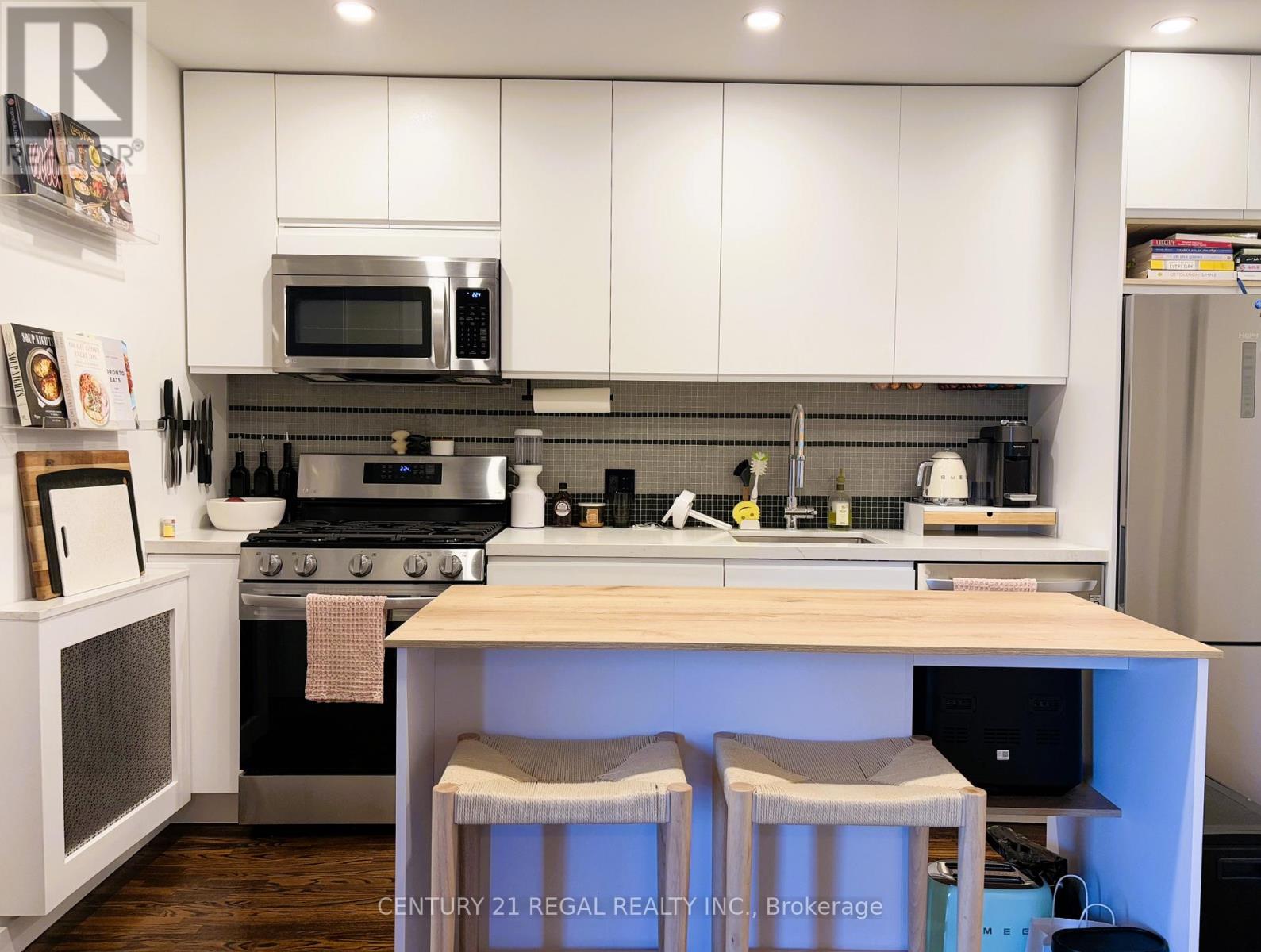 2 - 89 Gladstone Avenue, Toronto, Ontario  M6J 3K7 - Photo 16 - C12963162