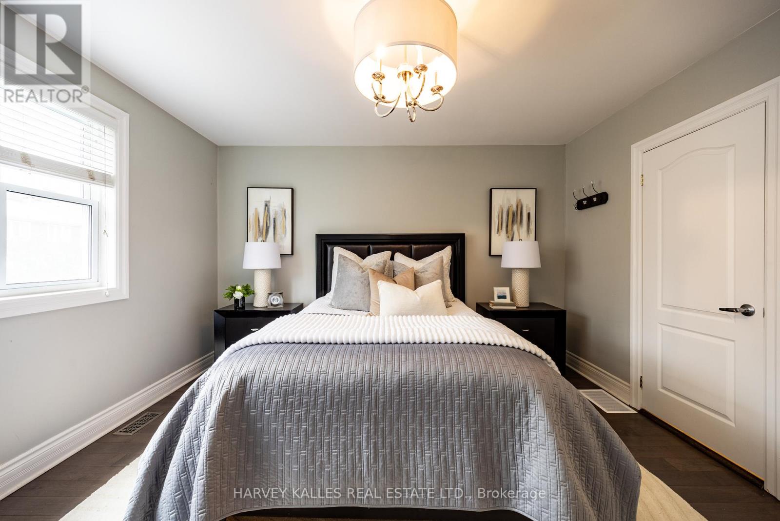 253 Broadway Avenue, Toronto, Ontario  M4P 1W1 - Photo 24 - C12963170