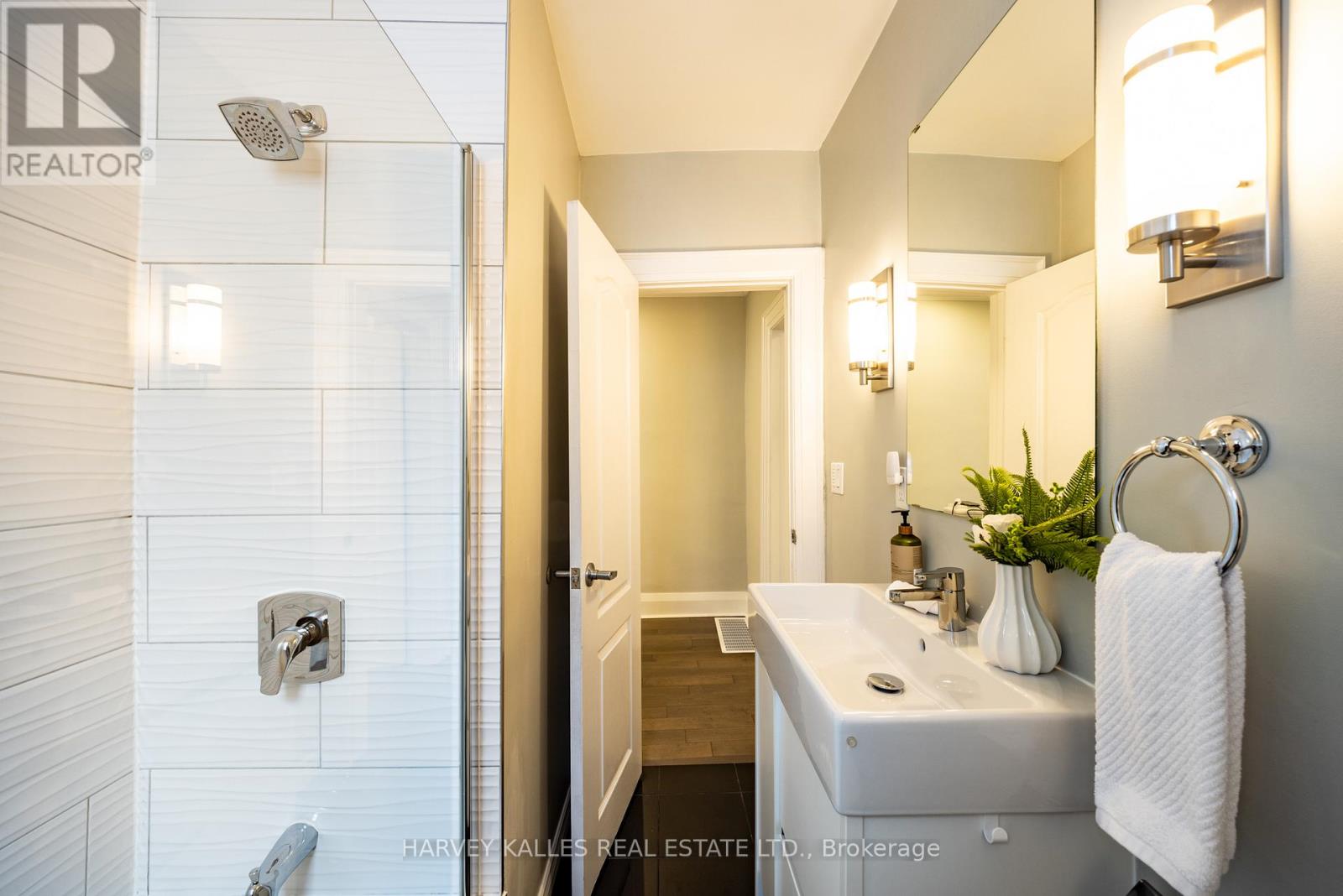 253 Broadway Avenue, Toronto, Ontario  M4P 1W1 - Photo 35 - C12963170